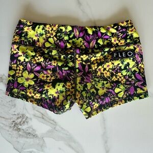 FLEO Women's Floral Shorts 2.5”